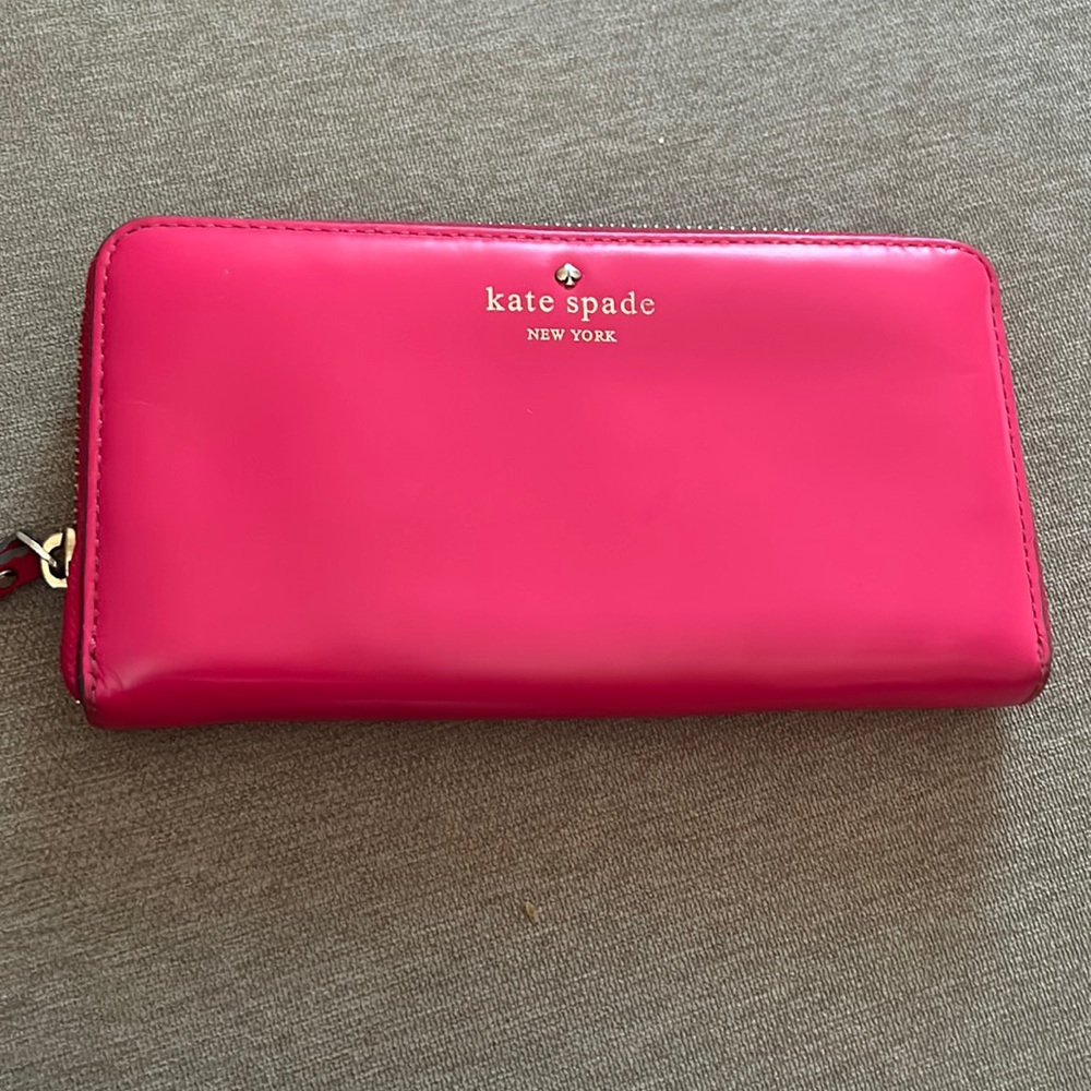 Kate Spade Zip Around Wallet
